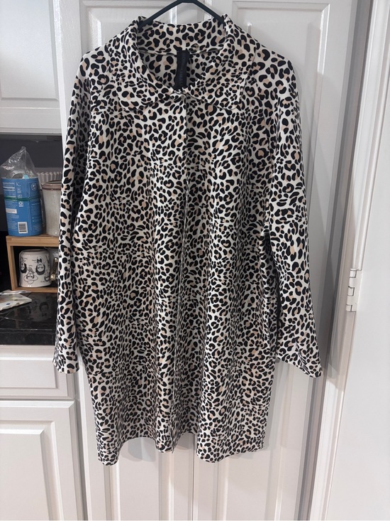 Norma Kamali Jackets & Blazers - Norma Kamali Leopard-Print Duster in Cream and Black